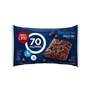 Barras Suaves Estilo Brownie con Chispas de Chocolate 25g Marca Fiber One - 1 Caja con 24 Piezas